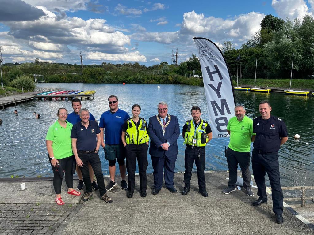 <a href="/CheshuntFire/">Cheshunt Fire Station</a> helped <a href="/HYMB/">Herts Young Mariners</a> deliver vital water safety advice to local children today to promote UN Drowning Prevention Day. 

We support #DrowningPreventionDay 
#RespectTheWater
@HFRS_Gibbons 
<a href="/Cheshunt_Whites/">Cheshunt White Watch</a>