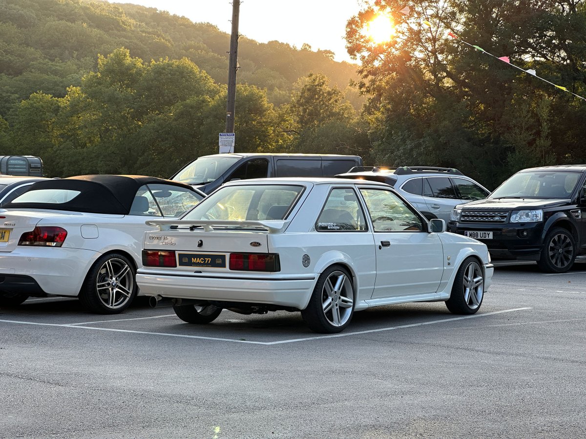 Mac77Cars's tweet image. Evening run out before wedding booking tomorrow!
🚗💨😎
#fordrs #escortrs #RSTURBO #weddingcars #weddingcarhire #mac77 #mac77cars #matlock
