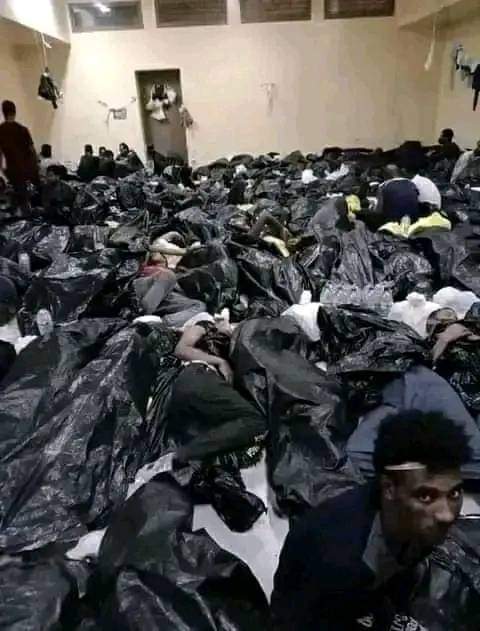 adam12089414's tweet photo. 🙅Justice for ethiopian🇪🇹 prisoners in Saudi Arabia 🇸🇦 
#justiceforethiopianprisoner
@_PeaceInstitute @UNHumanRights @BBCWorld https://t.co/l7Dgc7AABw
