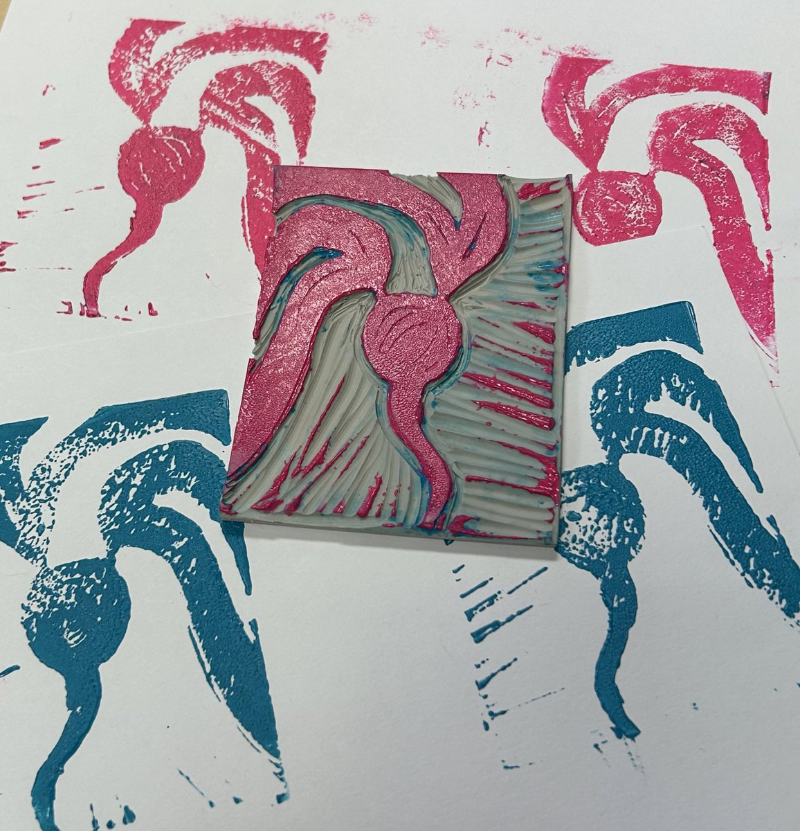 DIY block printing was definitely a highlight of #NMEA2023. 😍 My bull kelp needs work but was such a fun and immersive session!