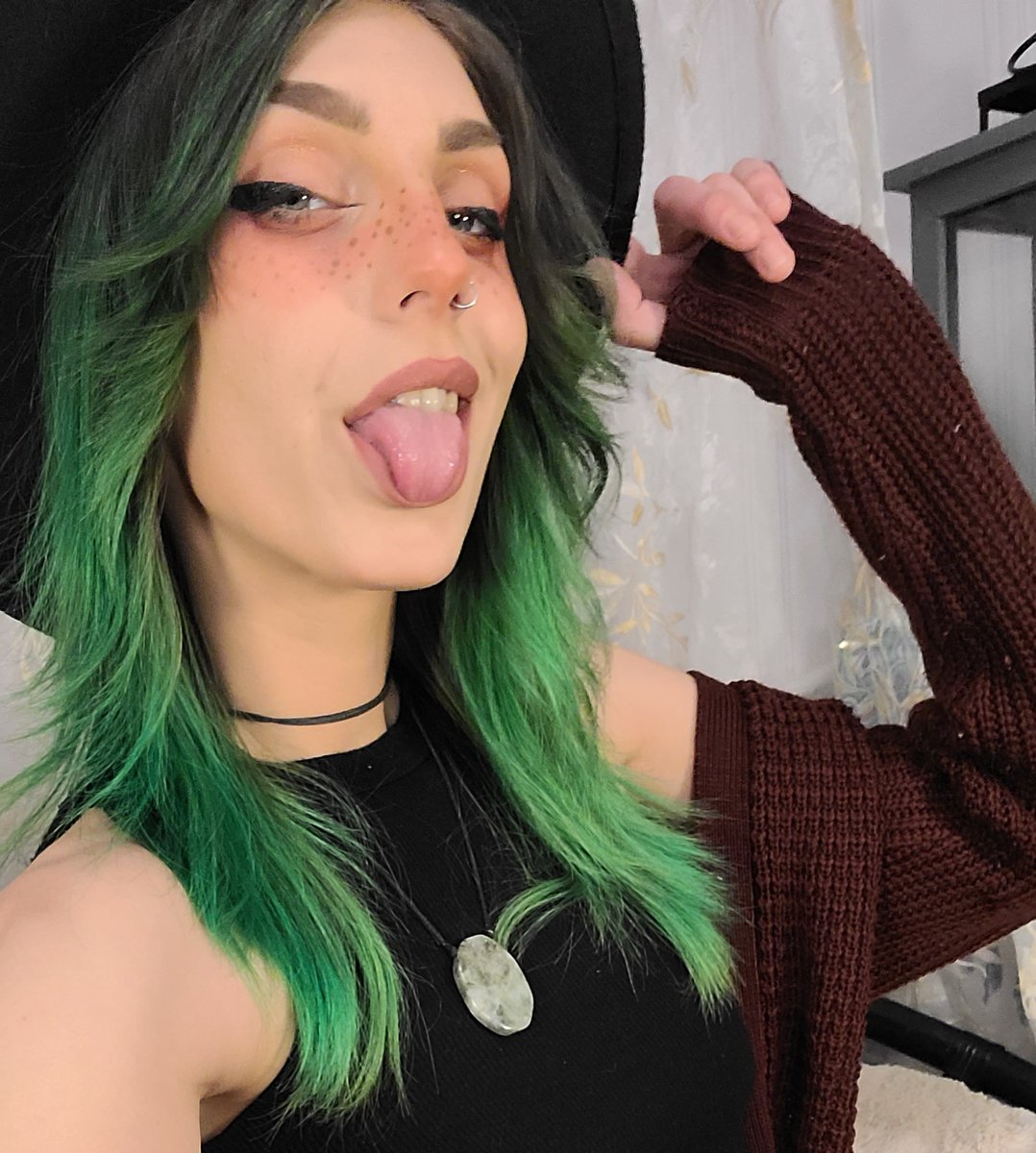 LunaSparkling's tweet photo. 🌿❤️I'm BACK!! ❤️🌿

I'm streaming on Chaturbate again this week, Tuesday - Friday @ 11pm - 2:30am est 😊😍

See you there!! https://t.co/zYrLhjn5zK
