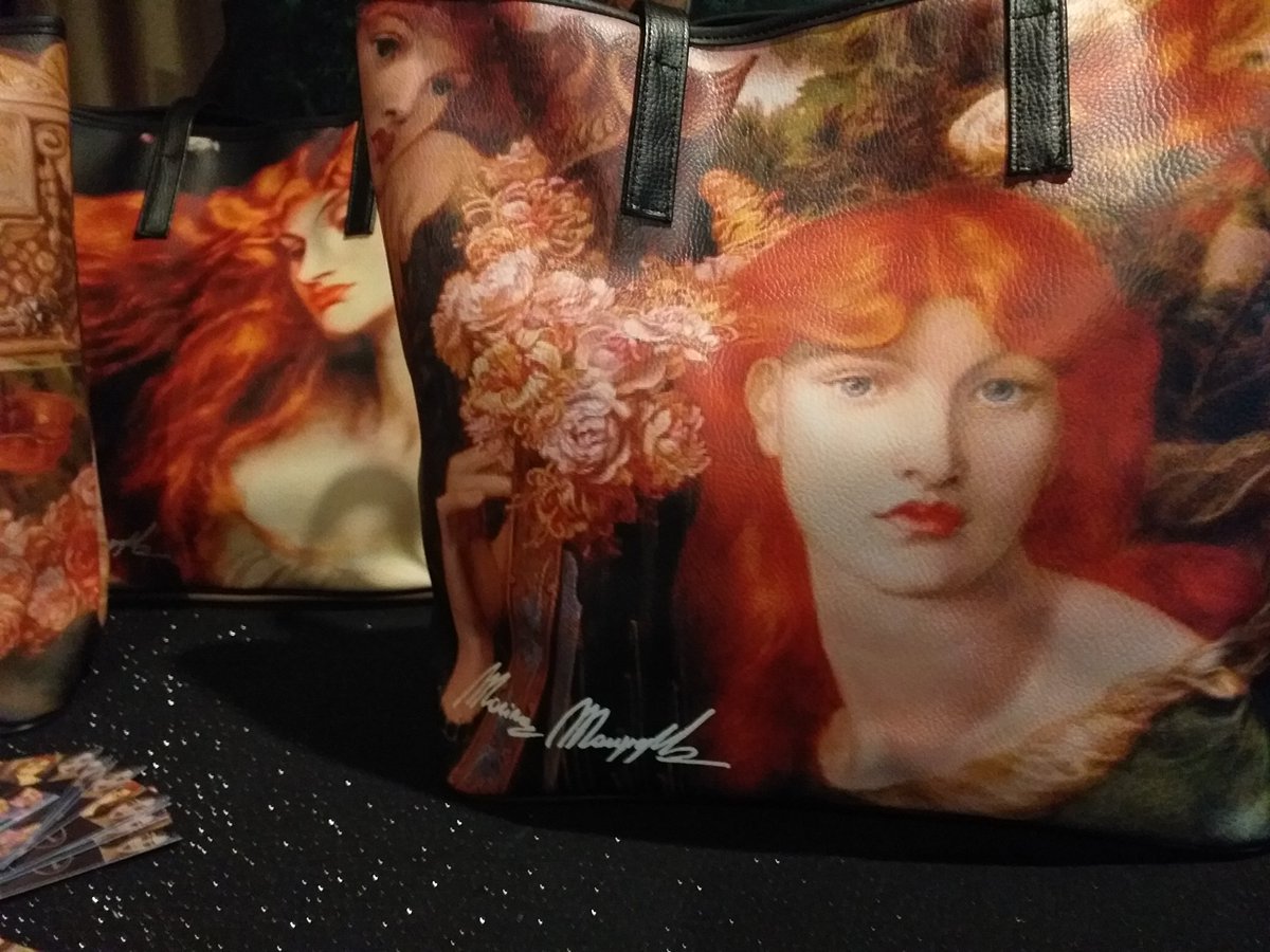 MMCostumeDesign's tweet photo. ROSSETTI'S BAGS
#accessories #fashionstyle #fashion #bagsdesign #fashionhistory #moda #artdesign https://t.co/VsdXySY8dP