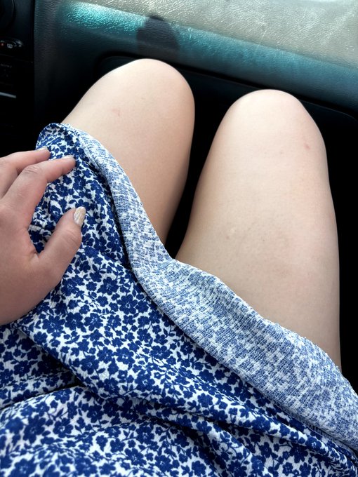Do you want to know what's under my dress 😋 #tits #bigtits #pussy  https://t.co/7A7NOA9yIy https://t<a href="/tag/tits"class="tags">#tits</a><a href="/tag/pussy"class="tags"><span>#pussy</span></a><a href="/tag/bigtits"class="tags"><span>#bigtits</span></a>
