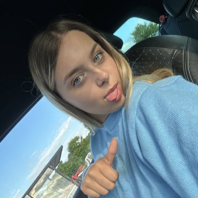 emma_ml1's tweet photo. #NouvellePhotoDeProfil https://t.co/J7EyBBd4n8