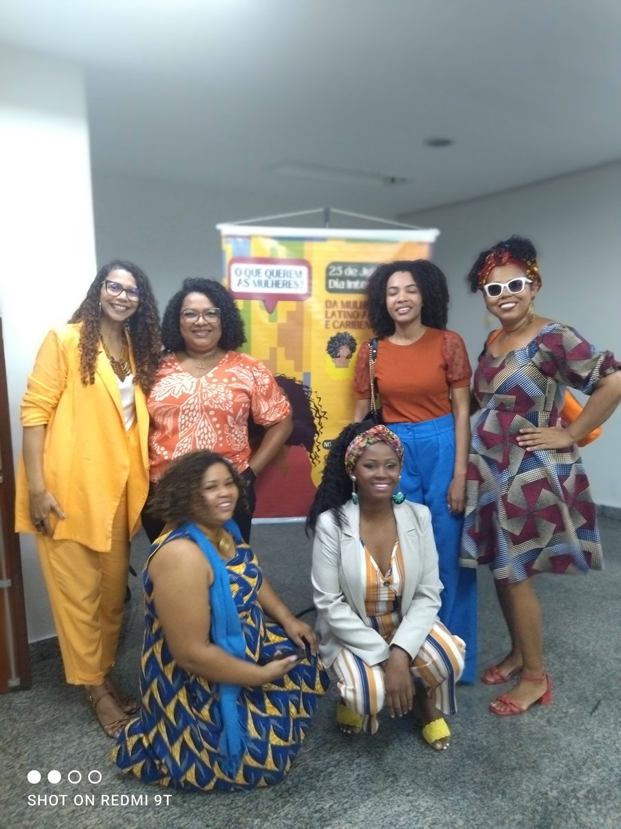 MatosCharleide's tweet photo. Hoje aconteceu o primeiro evento na Assembleia legislativa em alusão ao dia da mulher negra. Era uma roda de conversa onde tinha várias mulheres negras, representando os seus territórios e movimentos sociais. https://t.co/zgURLGmx7m