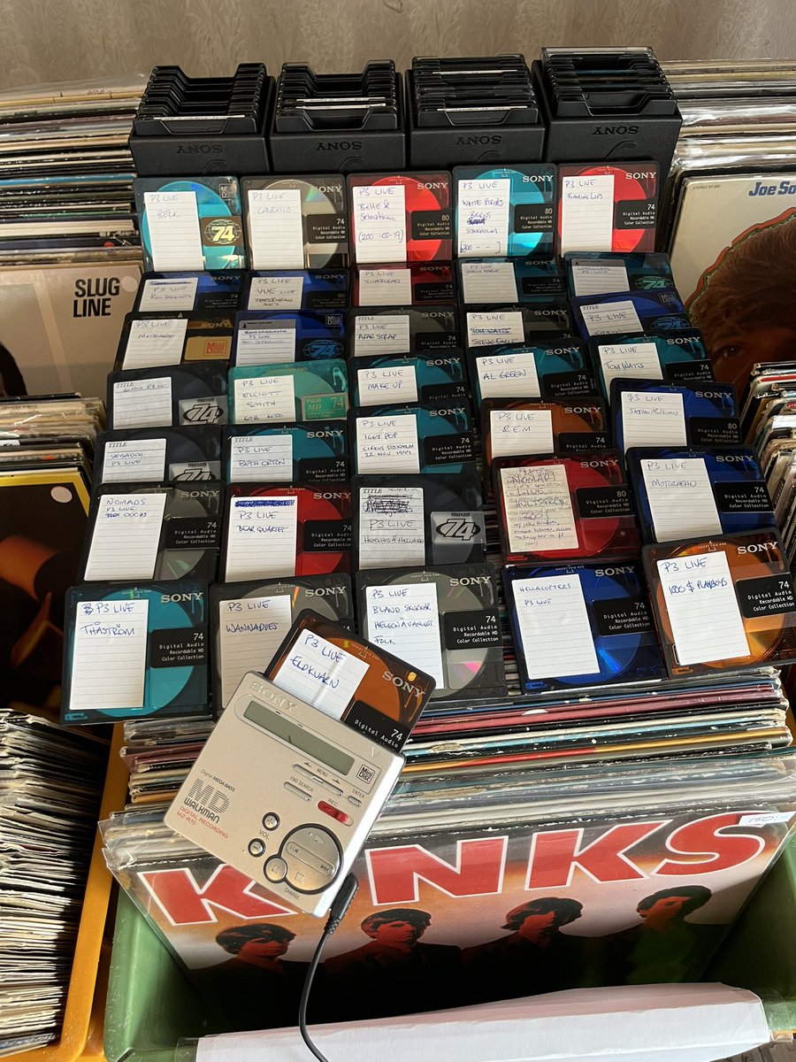 jorgenmahler's tweet photo. Hittade en låda med min gamla Minidiscspelare och 36 stycken discar med P3 Live.
#eldkvarn #eldkvarn50 #minidisc #sonyminidisc https://t.co/3ItRFAuAix