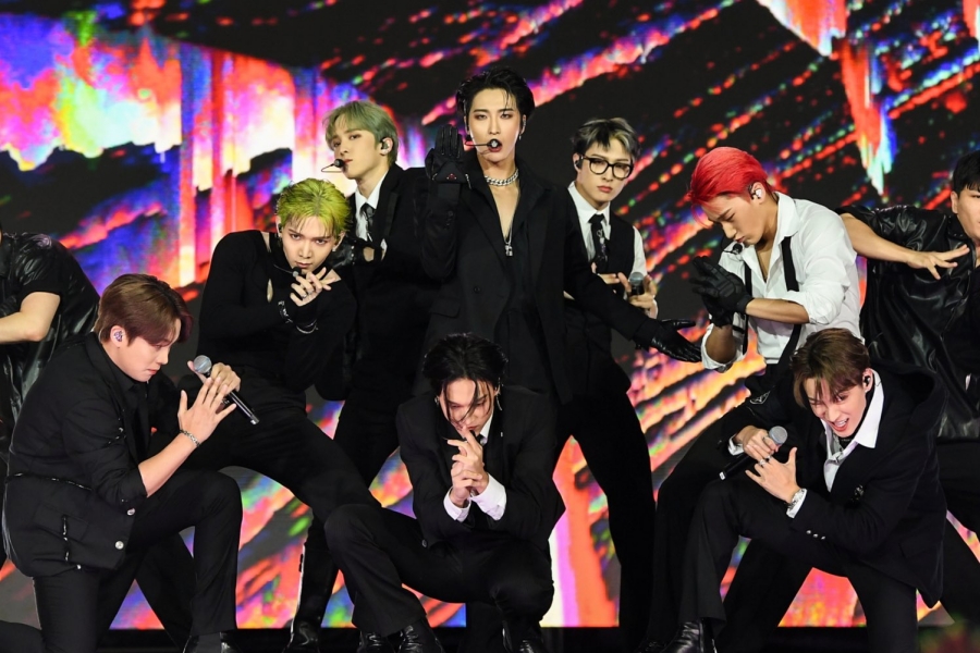 #ATEEZ's "THE WORLD EP.2 : OUTLAW" Becomes Their 1st Album To Chart For 5 Weeks On Billboard 200
soompi.com/article/160292…