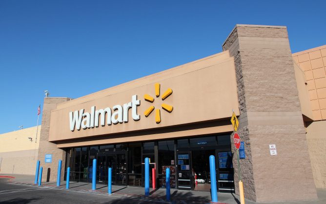 #Walmart adds #sensory-friendly hours at stores nationwide! Stores will lower their overhead lights, turn off radios and replace moving pictures with static ones on televisions in an effort to create a quieter and less stimulating shopping trip: https://t.co/rg6oR8FqNa https://t.co/vqwiTpAQnh