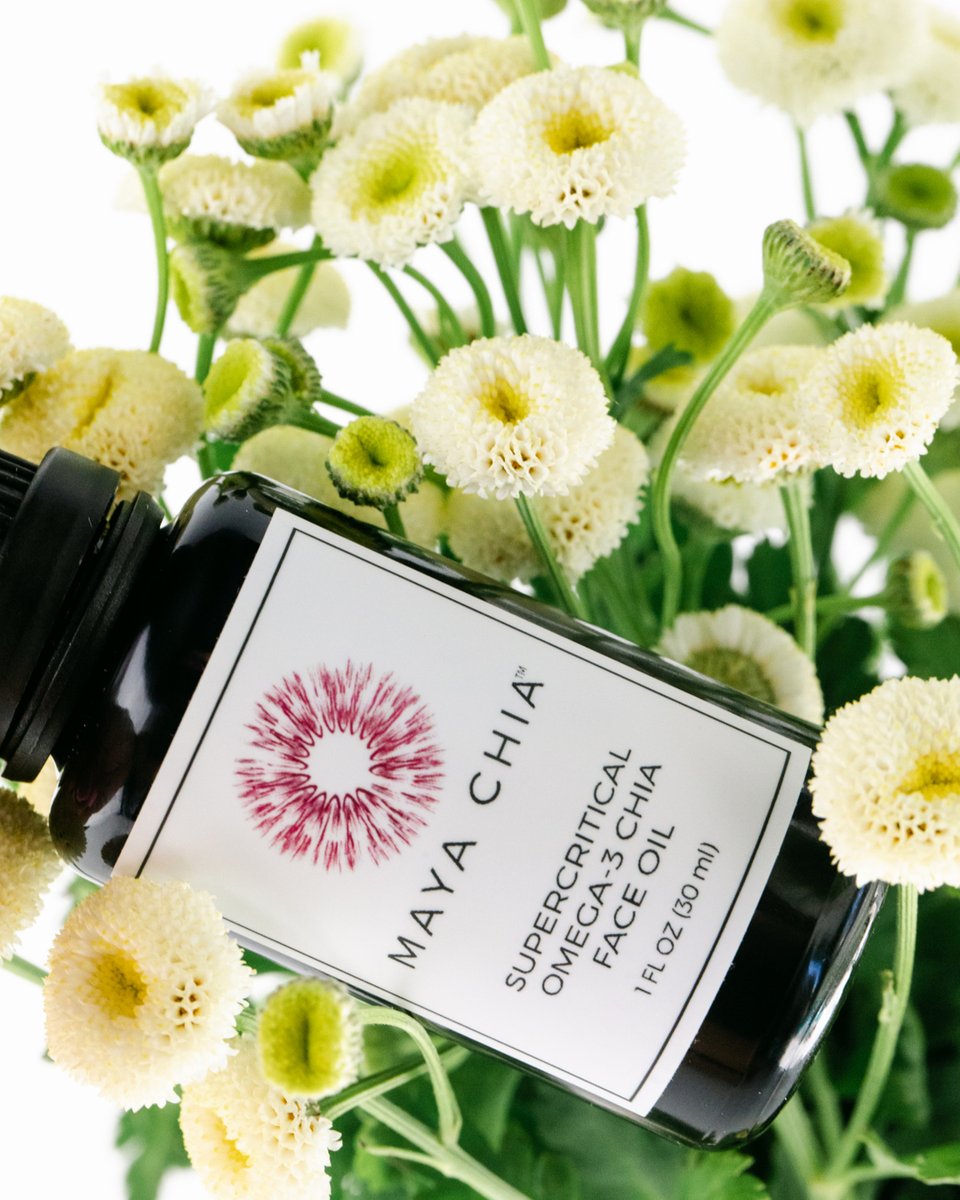 This was the first face oil we ever introduced - and still beloved by so many. High in Vitamins B3 and Zinc it naturally quells inflammation. It is so lightweight and rapidly absorbs into the skin. It's a dream to use during the summer months because it provides the lightweight h