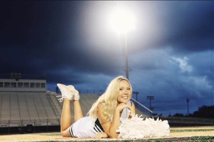 Ola Cheerleading tweet media