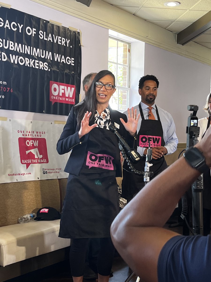CMJawando's tweet image. I was a #ServerForAnHour yesterday with @onefairwage to highlight the need to end the sub-minimum wage for service workers.