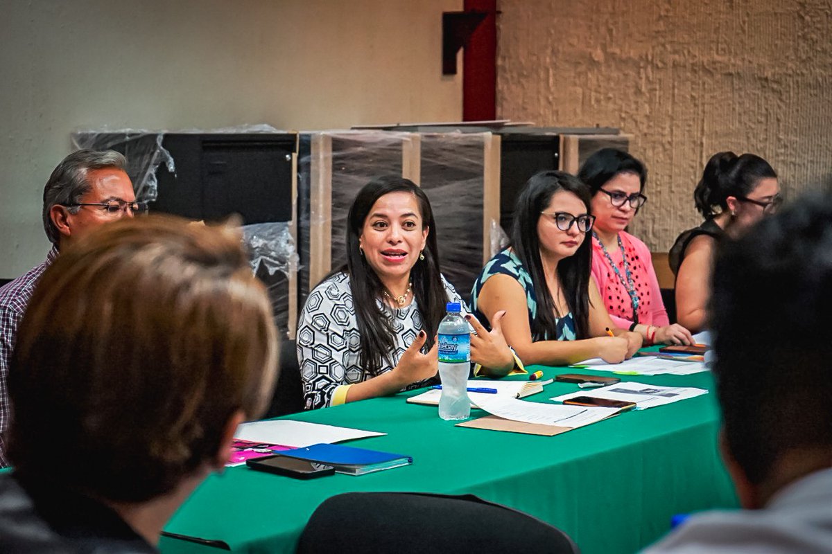 gobiernohidalgo's tweet photo. ¡Generamos las condiciones para otorgar segundas oportunidades! 🙋🏻‍♀️

@mujerhidalgo y @SSP_Hidalgo, junto con la organización "Alas para Crear", conjuntan esfuerzos en una estrategia de intervención para el bienestar de personas en situación de reclusión. https://t.co/omugx3eSNa