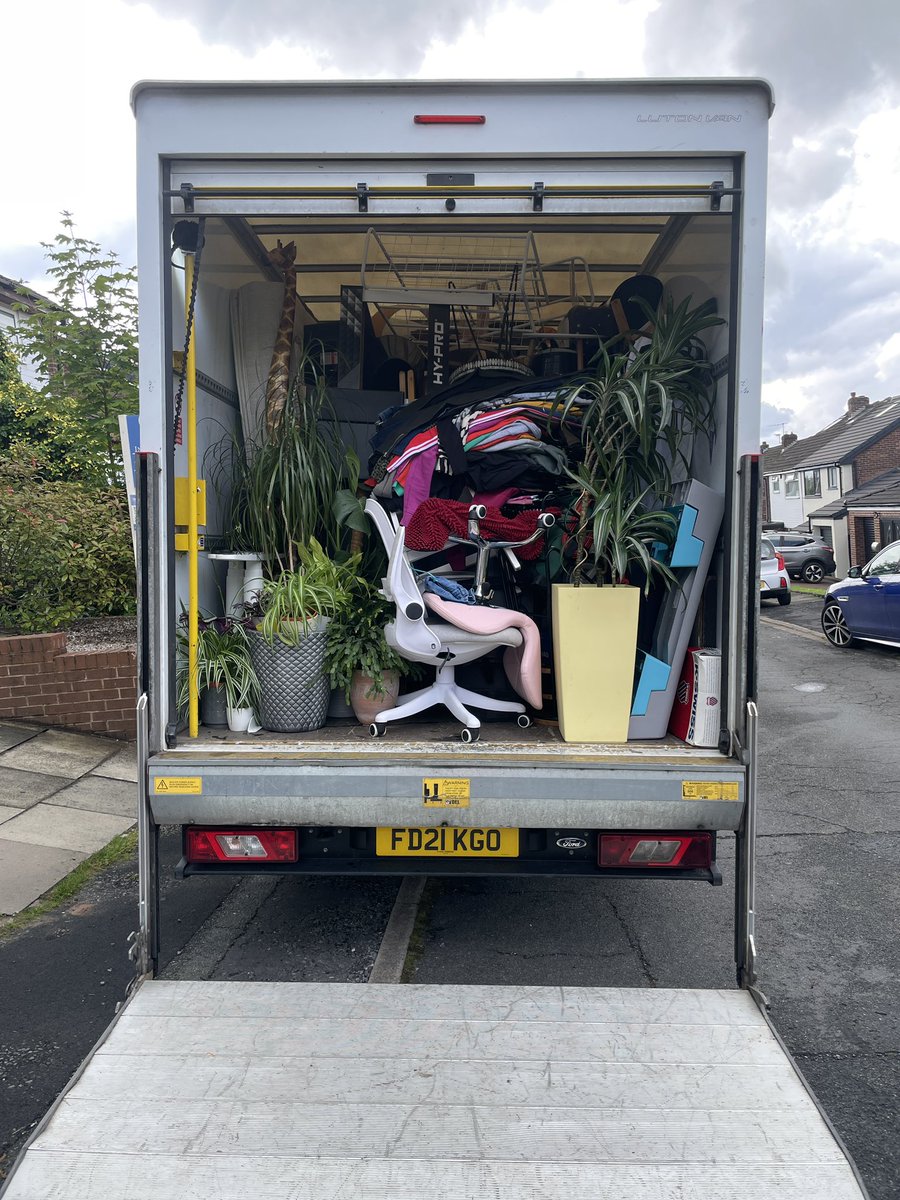 Today I packed everything I own into this van and moved across the country. New life starts now 🤩