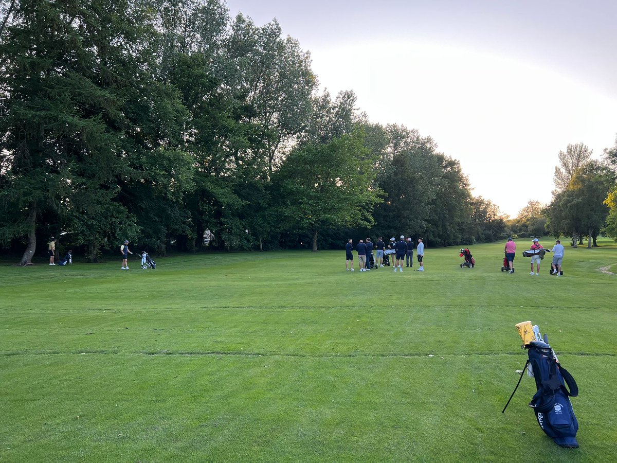 WhitchurchGC's tweet photo. Well done to the 2nd team, who tonight secured promotion at the first time of asking back to Div 1

Captained by @G_Aubz the squad performed consistently all season and have done the club proud

Enjoy the moment men, a great achievement 

@Glamorgan_G_U @JonnyPugh66 @MarkCox3140 https://t.co/plIqvvqyno