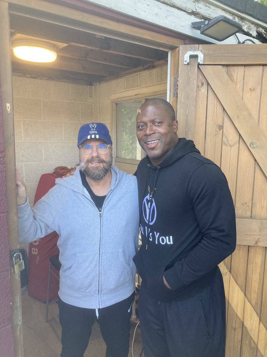 Bumped into Yakubu over <a href="/pbtfc/">Potters Bar Town FC</a> tonight #theYak #SuperEagles