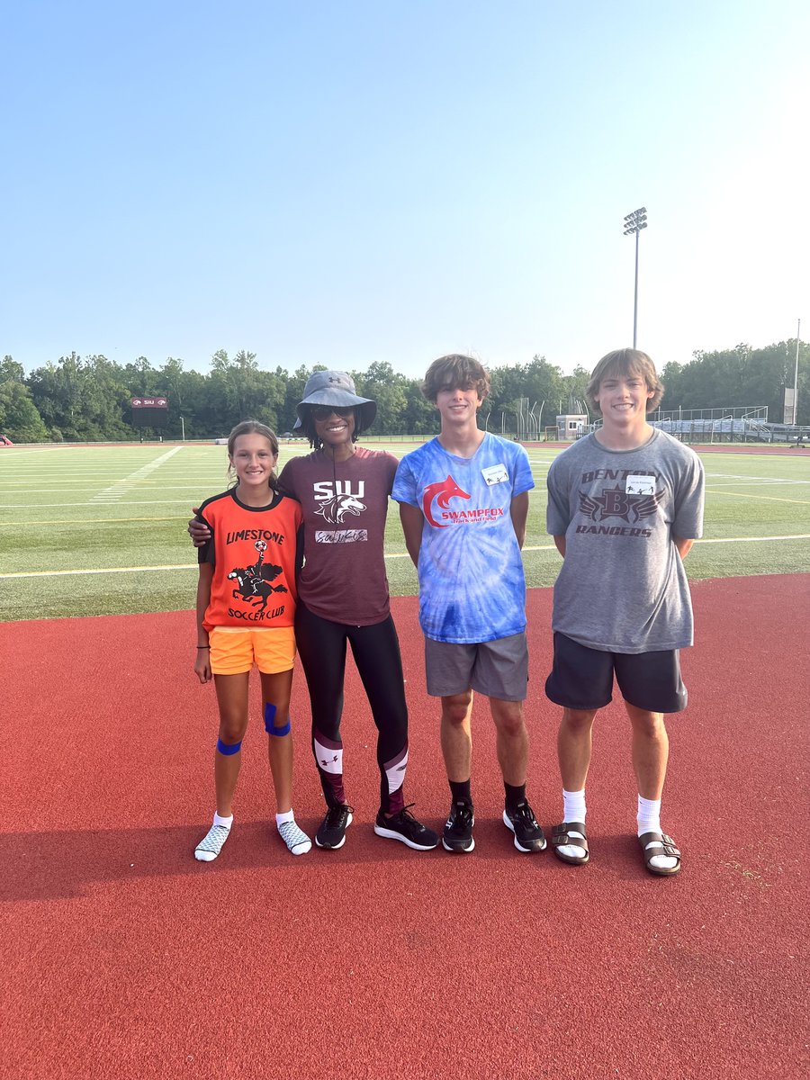 This past weekend, we held our SIU Track &amp; Field Clinic for Hurdles and Throws! 🔥

Thank you to everyone who came out and helped make this a great weekend!! 👏