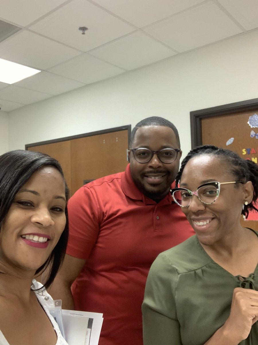 Collaboration is key! <a href="/Mar_McGee/">Marquette McGee</a> and I were hosted by Principal Smith @TexansCanDallas to learn and share best practices for an alternative education setting! We’re growing our professional learning community one AEP at a time! 
#PACEReimagined
#Letthisbetheyear