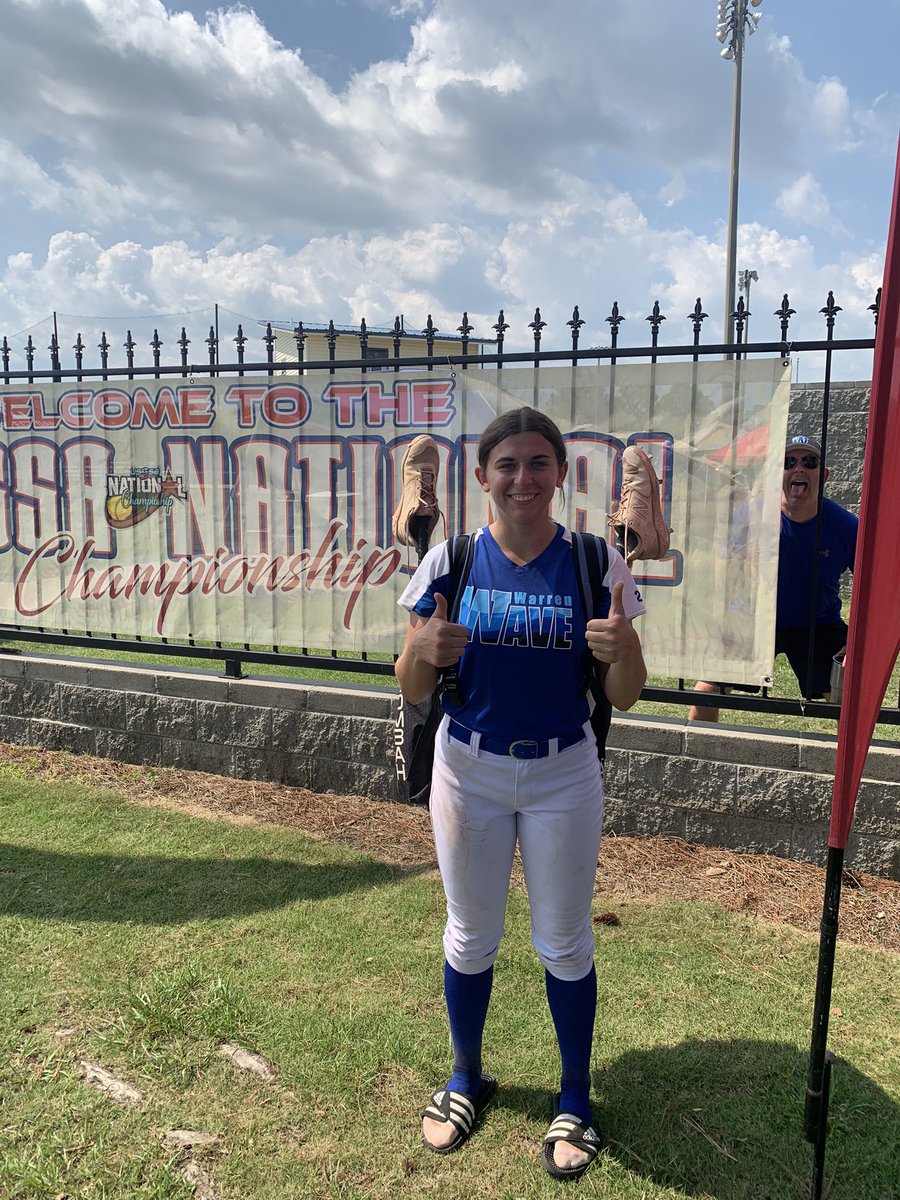 WarrenWave18UKL's tweet image. ❗️No Hitter Alert❗️

We started pool play at the USSSA Gulf Coast Nationals with a 6-0 W started by a lead off 💣 by @MazzyDicriscio followed by @AlyKrogman no hitter!! 

Awesome job! 

Go Wave!