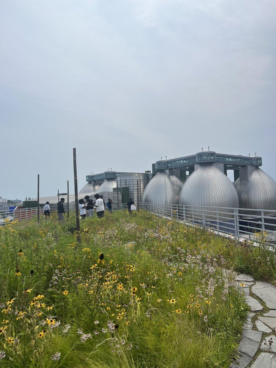 JohnBKing's tweet photo. Fantastic visit today with Brooklyn high school students in @sunyesf’s Timbuctoo Climate Science &amp;  Careers Summer Institute during field experience at Newtown Creek Alliance. Program will continue with travel to Adirondacks &amp; more learning re: the environment, science &amp; justice. https://t.co/l13FmbpNI3