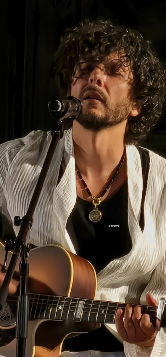Mondo_di_Sabry's tweet photo. Solo tu, sei pelle d'oca al Cuore ❤️🫶😍🎶🎶
#MaiSolo  #PerSempreConte ❣️🔗

@MetaErmal
#ErmalMeta
@Sere_pully 📸 https://t.co/QfHi1EXKnQ