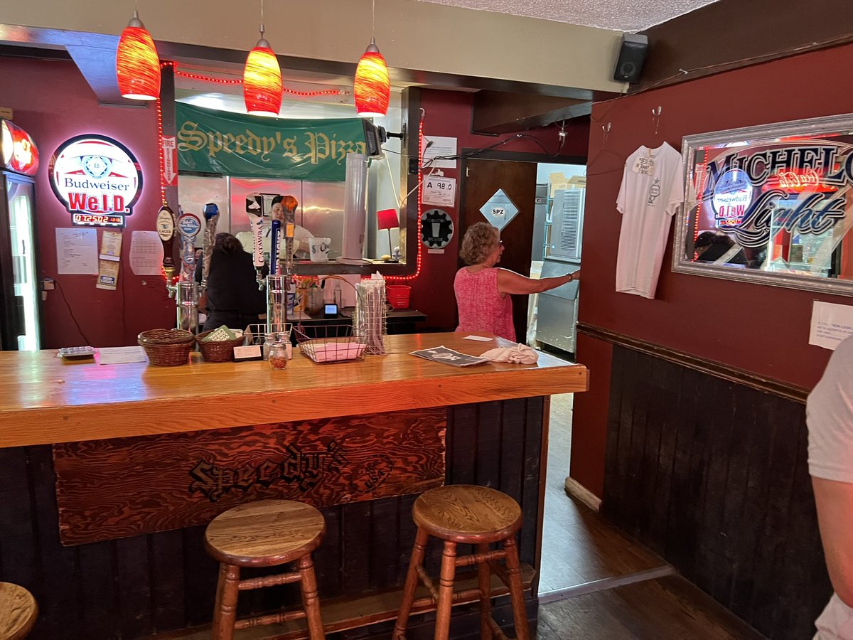 RexHodge_WLOS's tweet photo. A popular pizza place is closing its doors in Sylva later this week. Speedy's Pizza has no choice. The DOT has impending plans to rework Hwy. 107.  And in that area, the building will have to go.  But Speedy's has plans of its own to relocate not far away.
 @WLOS_13 #LiveonWLOS https://t.co/vife4vSDj0