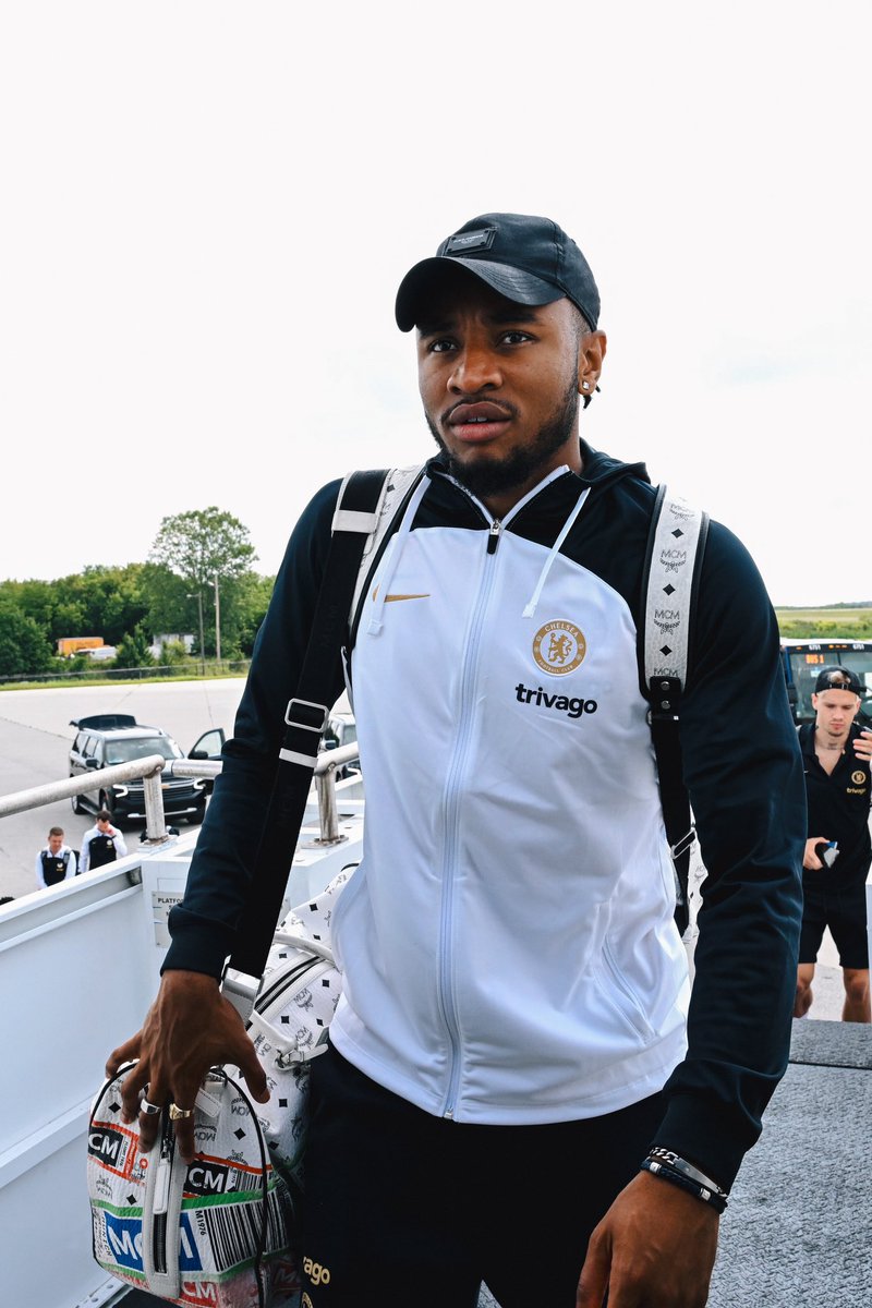 ChelseaFC's tweet photo. To Atlanta. ✈️

#BluesInTheUSA https://t.co/nNwEHCbO7t