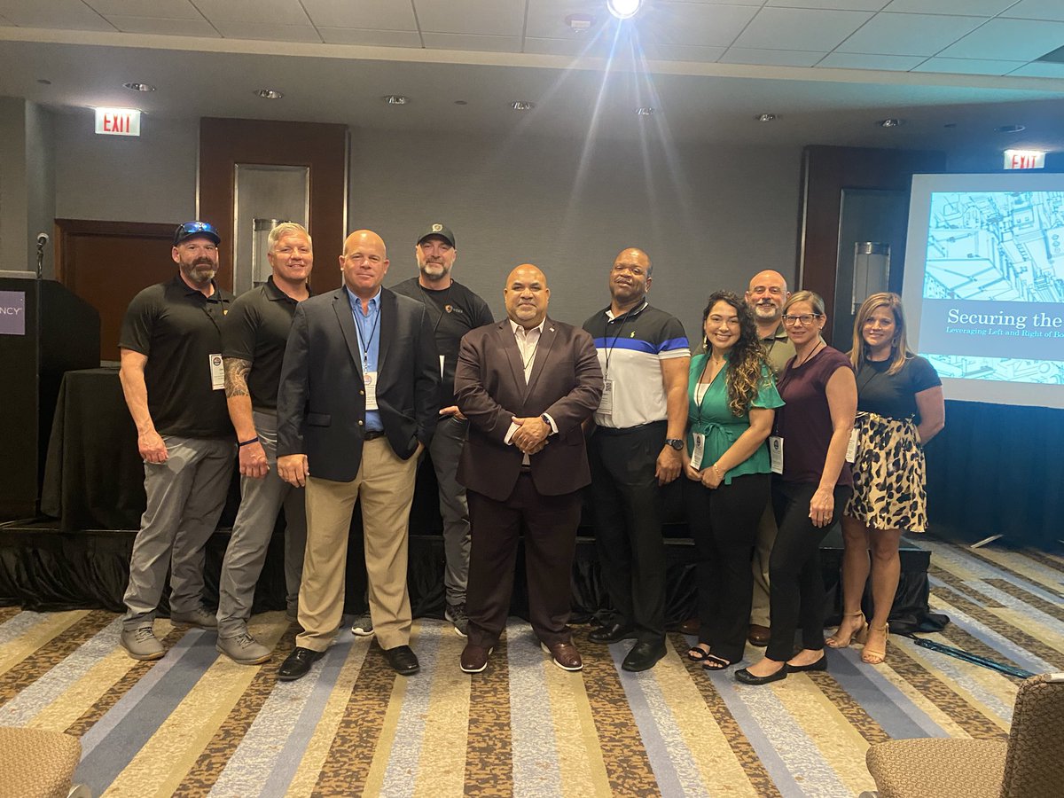 jodyists's tweet photo. Honored to present at the National Homeland Security Conference in Chicago #NHSC2023 with my good friend Clay Pacheco @LouMetroES https://t.co/0mCU3m52jW