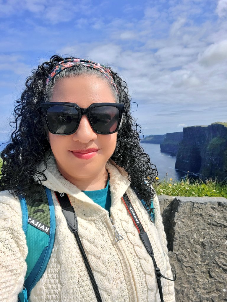 The #CliffsofMoher are just breathtaking! 🇮🇪 #BGAdventures
