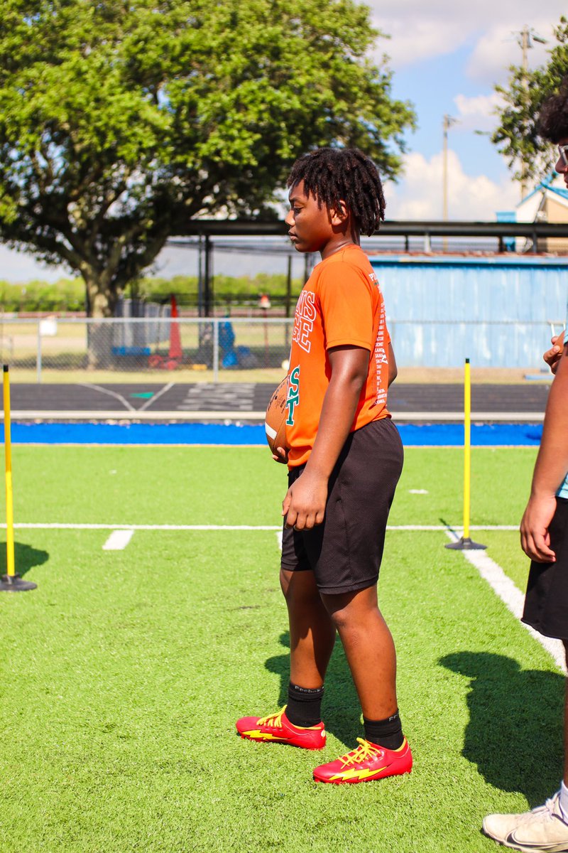 RSS_RangersFB's tweet photo. Some pictures from camp. Photos courtesy of @jacobycaldwell. https://t.co/26b4pHhtTb