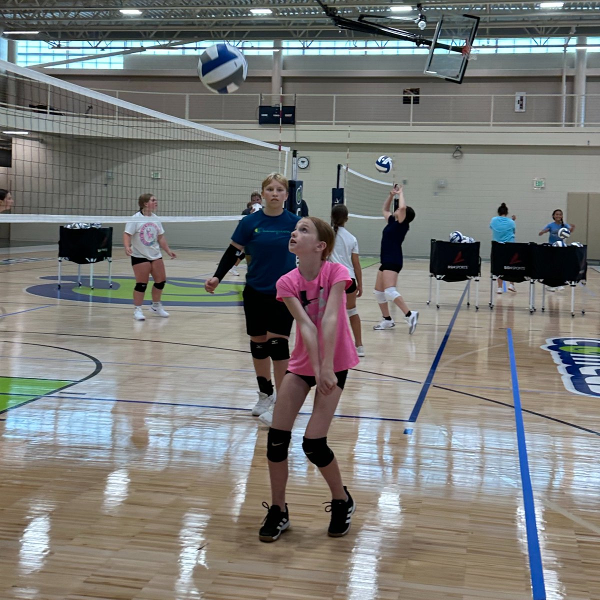 WIT_Comets's tweet photo. 📷📷 What an incredible day at the Middle School Volleyball Camp! 📷 The students put in their best efforts, focusing on serves, communication skills, ball control, and perfecting their techniques. 📷📷 It was an amazing experience, and they all had a blast! 📷📷 https://t.co/Ivk9Ywq8rY