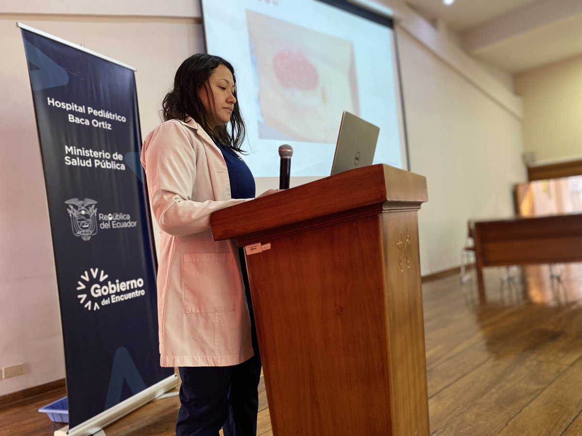 HBacaOrtizEc's tweet photo. #NuestroTrabajoContinúa | Continuamos con el segundo día de la “Jornada Quirúrgica #Colorrectal y #Cloacal” en el @HBacaOrtizEc de @Salud_Ec . 

Durante este día, los especialistas del servicio de #CirugíaPediátrica presentaron 4️⃣ casos de pacientes pediátricos con #Hirschsprung. https://t.co/Xvv1agUOn2