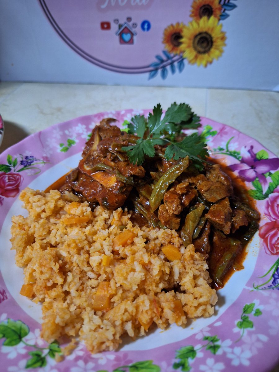 RecetasCNora's tweet photo. Hola a todos,les comparto nueva receta en el canal un rico Chuleton de res con nopales y chile rojo ,espero les guste.🥩😊
Link aqui: https://t.co/A0wWjeDVPO

#recetas #recetascaserasnora #cocina #recetasdecocina #carne #mty #NuevoLeon #cocinafacil #retweet #rt #followme #parati https://t.co/zASi1asu0F
