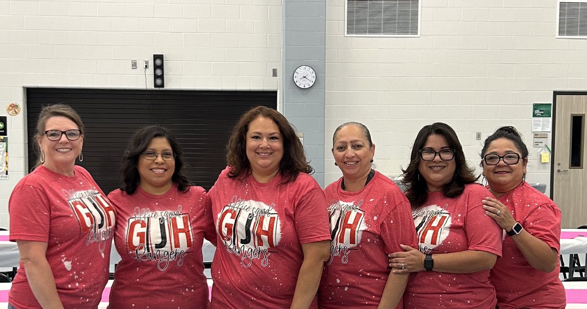MrsGuajardoGJH's tweet photo. Our amazing support staff enjoyed the welcome back breakfast that @LCESA_LCISD put together this morning. These ladies are the heart of @GJHRangers I am so excited to work with them another year! We won't stop! #LCESADONTSTOP #RangerPride https://t.co/G1TKm7taqg