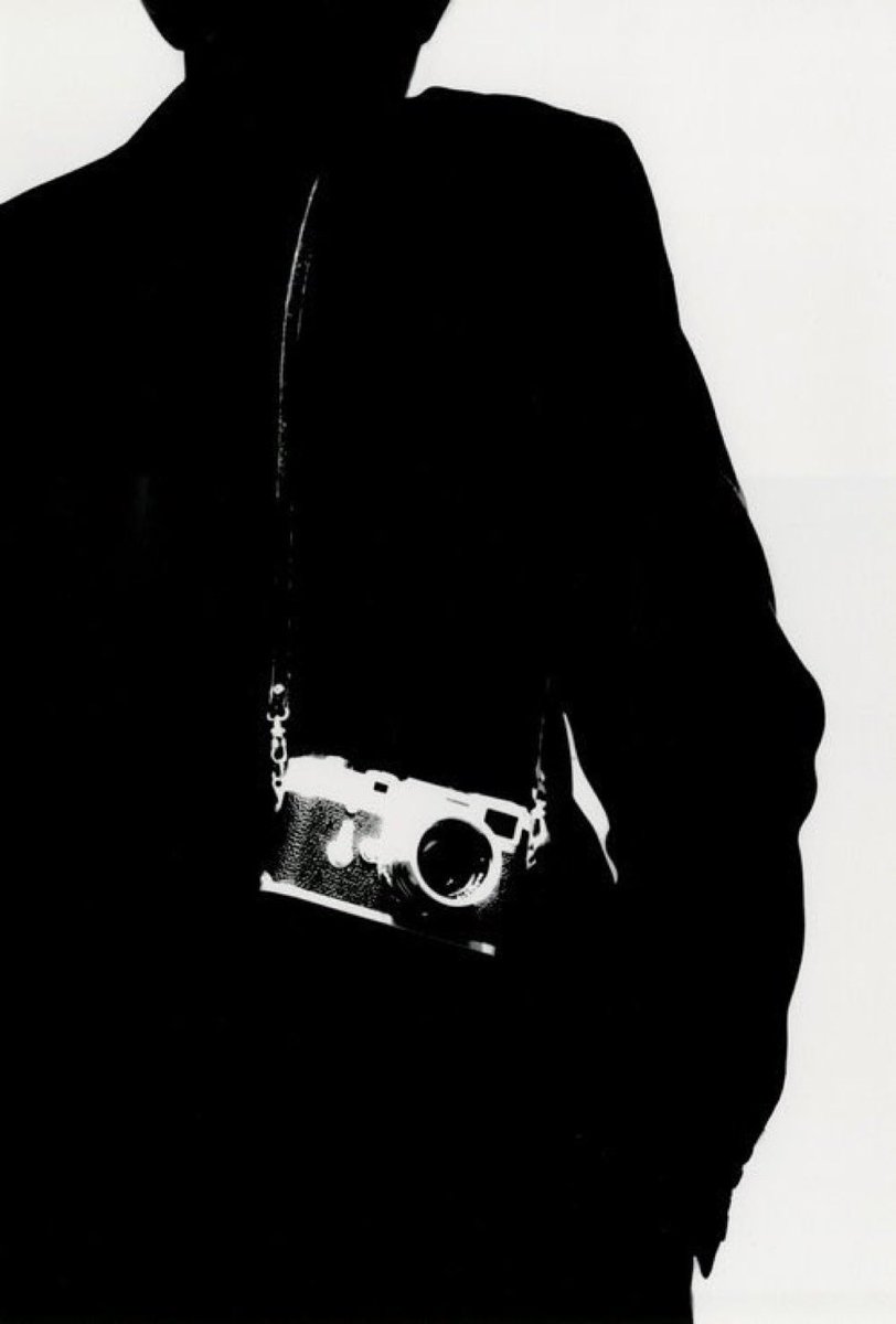 loekyfiret's tweet photo. Marvin Newman
Self-portrait, 1953 https://t.co/f97F4fBOuZ