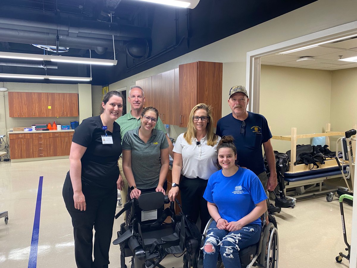 golifeward's tweet photo. π¨ New ReWalker Alert! π¨
Miranda recently received her very own personal #exoskeleton and has been putting in those steps at Cardinal Hill Rehabilitation Hospital in Lexington, KY. Welcome to the ReWalk family, Miranda! π #WelcomeToReWalk #ReWalkerCrew https://t.co/Vdbdoh9GiJ