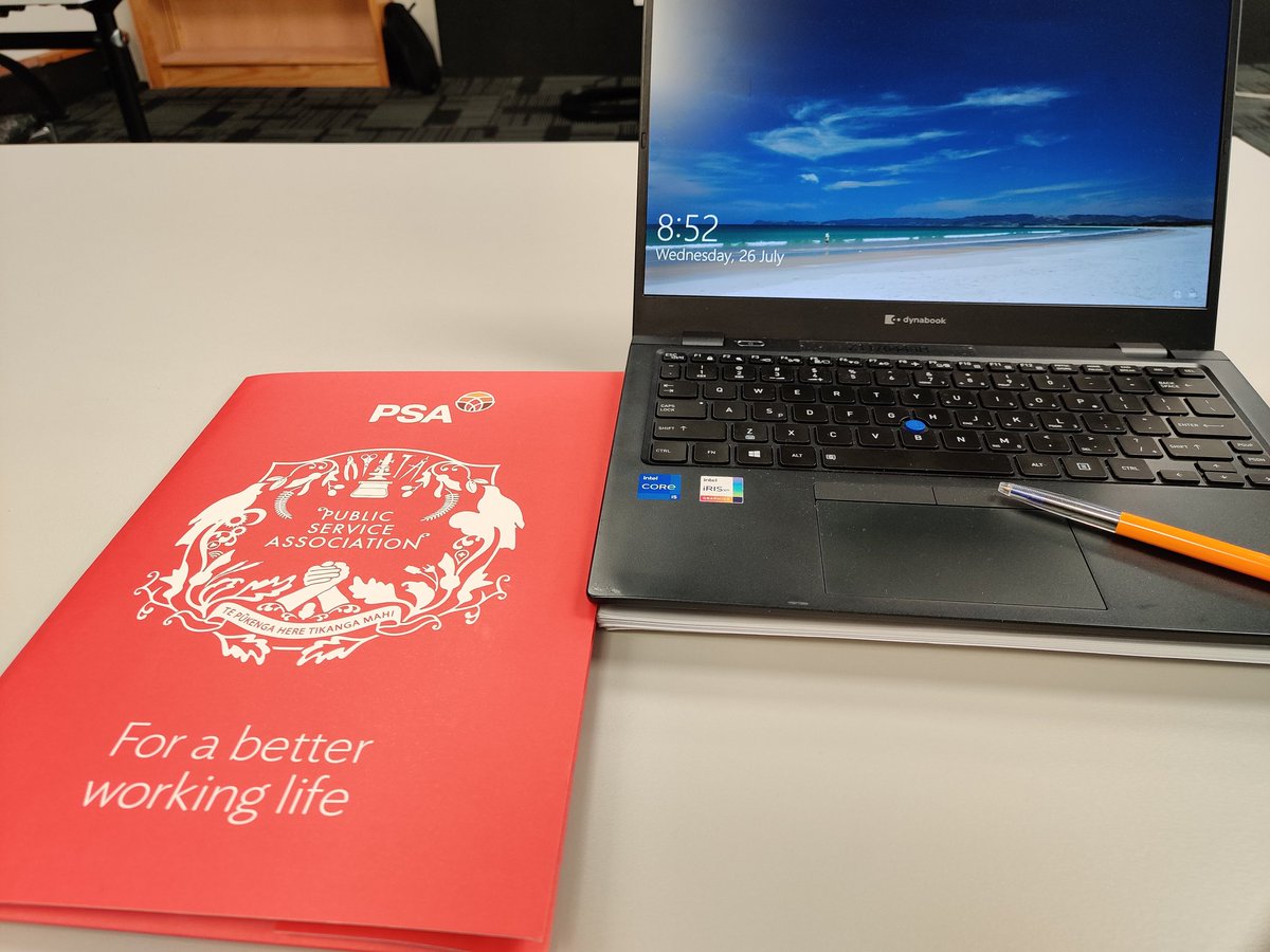 KaroriBee's tweet photo. Delegate training ✊ 🤝 #NZPSA https://t.co/75VG8yehO8