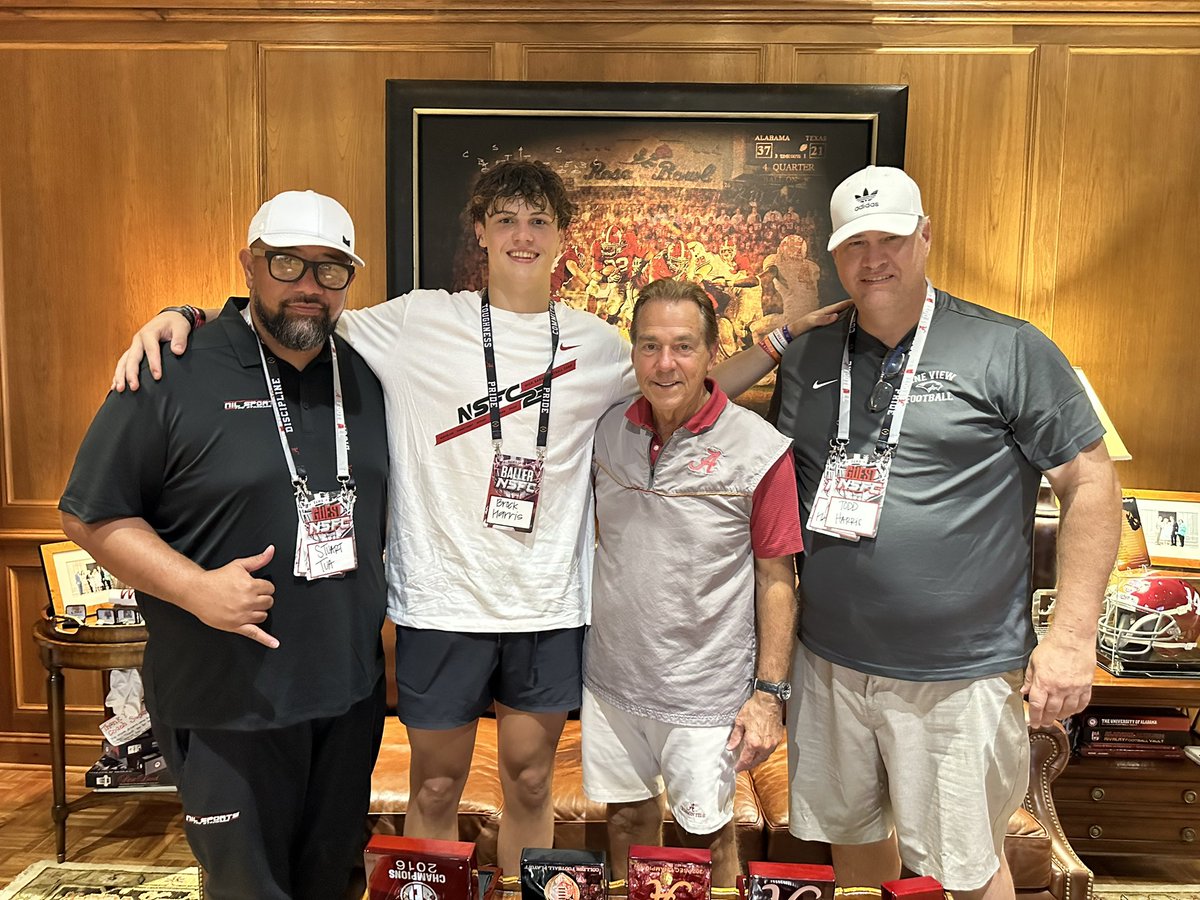 🔥🔥WE ARE THE STANDARD🔥🔥
Business Trip ✅ @NILSPORTSMGT