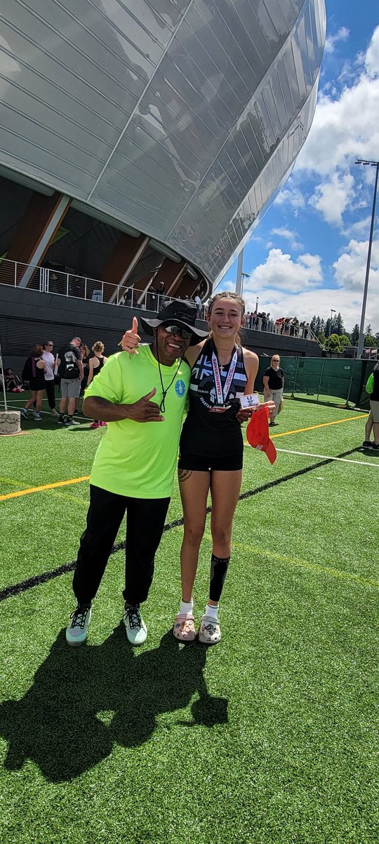 TrackHawaii's tweet photo. That #AllAmerican feeling congratulations to #MidPac athlete Destiny Look. 4th place in the Girls #Heptathlon 15-16
#SpartanTrackClubHawaii
#trackandfield #TrackHawaii @ilhsports_com https://t.co/Ys22yX0A3Q
