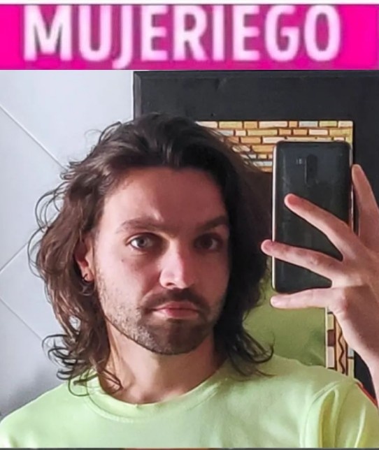 Colme out of context tweet media