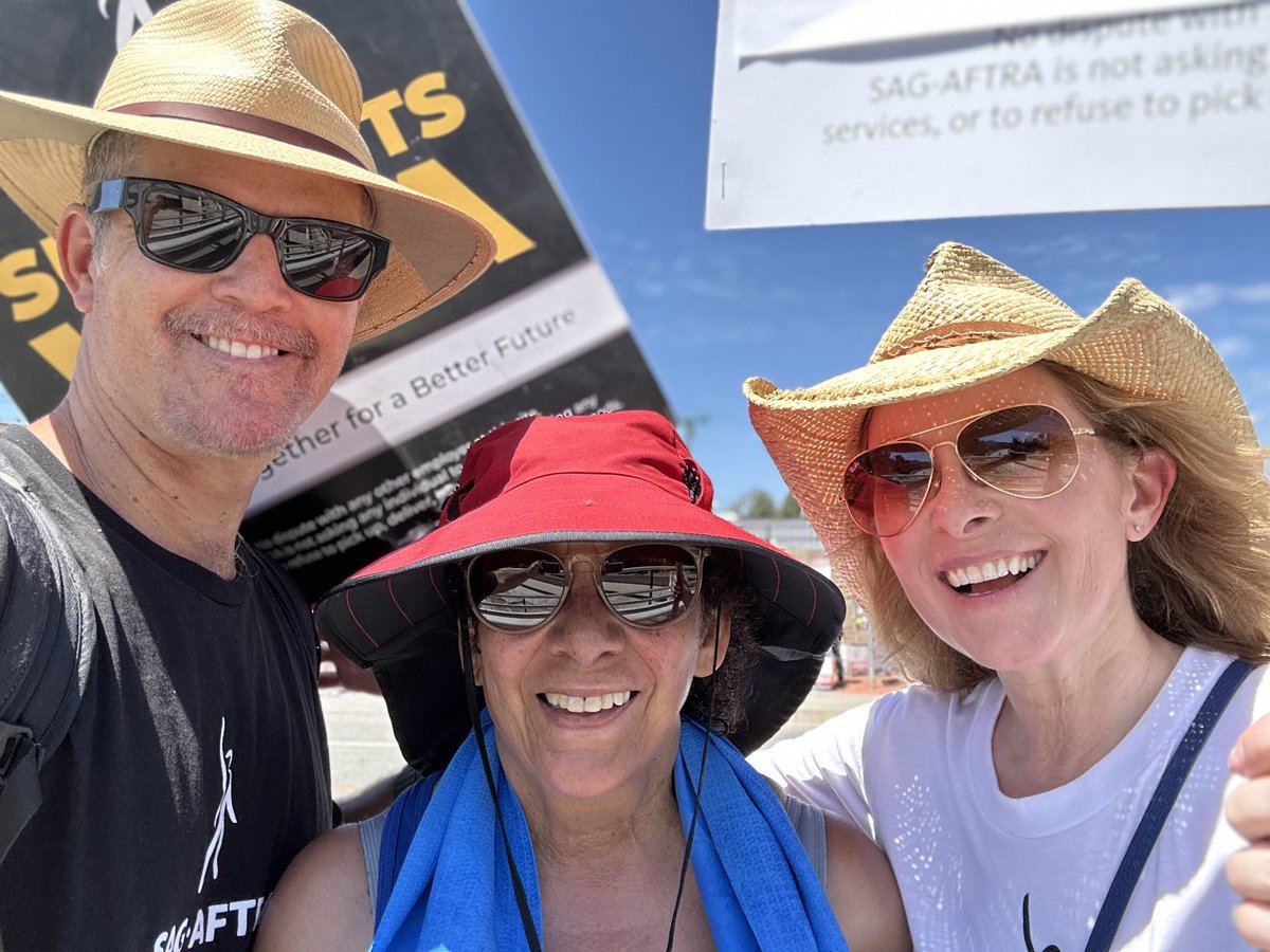 MicheleValJean's tweet photo. Great day on the picket line because I got to walk with these two fabulous people. Thanks for coming out to The 7th Circle of Hell, aka Radford  @officialtedking and ⁦@CadyMcClain⁩. Love you both ❤️❤️ https://t.co/up8sqkgvMJ