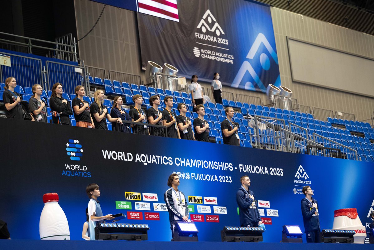 USASwimming's tweet photo. 🇺🇸 One team 🇺🇸

#AQUAFukuoka23 https://t.co/JVcz2a0vjb