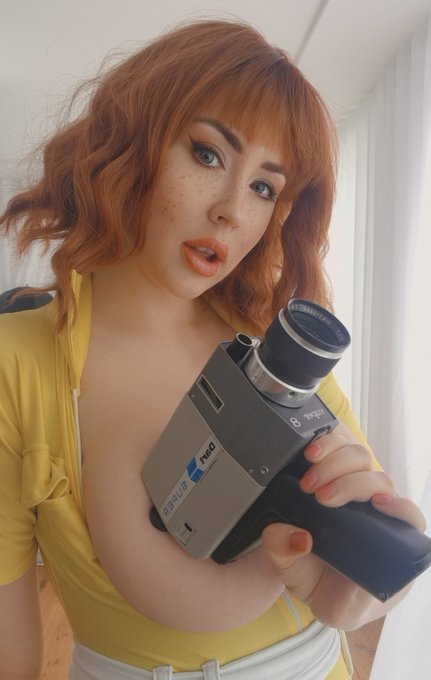 I got to be April O'Neil today!!!! 🍕🫶 https://t.co/on7fmDL6Ze