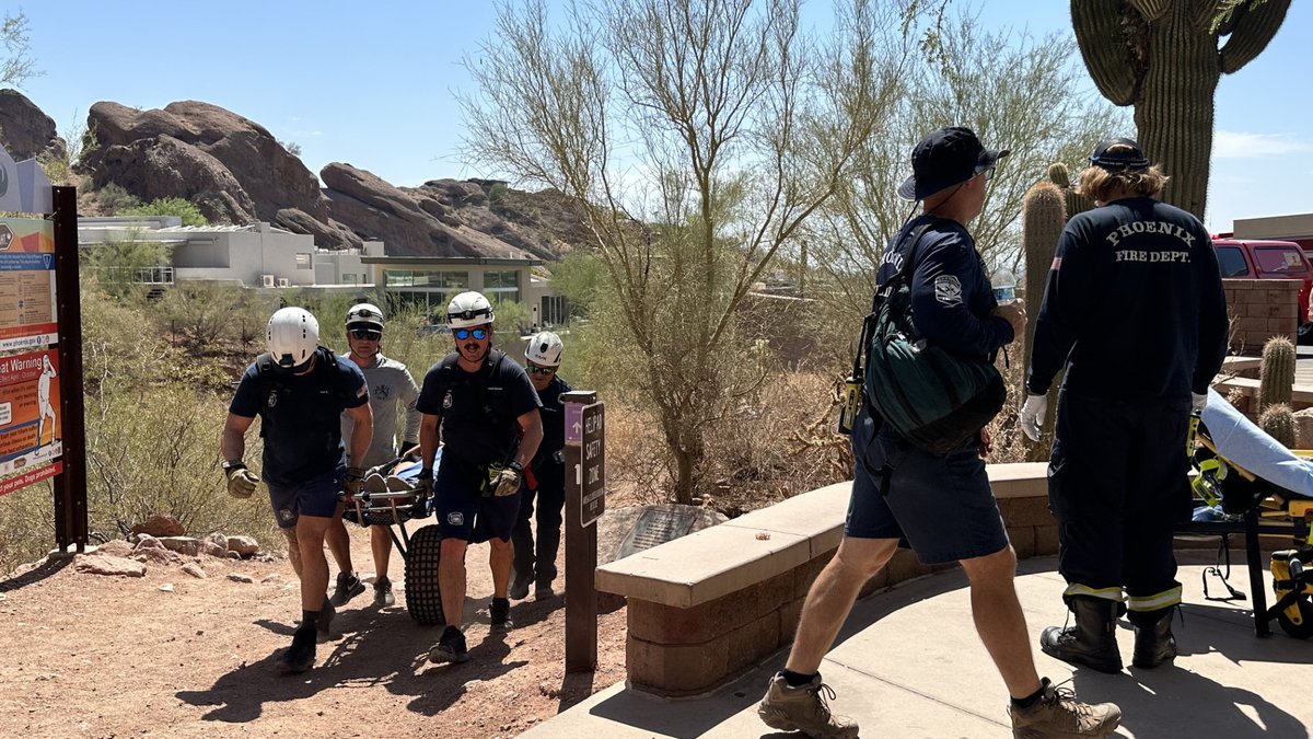 azfamily's tweet photo. Overheated hiker rescued from Camelback Mountain as Phoenix temps hits 118 degrees https://t.co/P0O4QQjmEz https://t.co/sYAv3yyqua