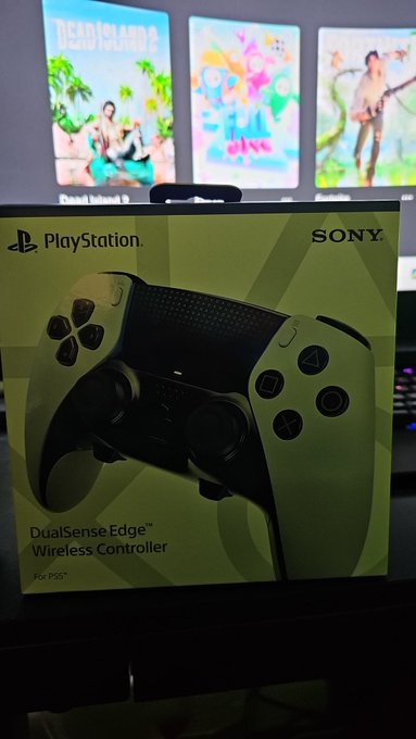 New controller shit go crazy #ps5 edge controller but I'm bout to start stream in about a hour come fucks<a href="/tag/ps5"class="tags">#ps5</a><a href="/tag/kick"class="tags"><span>#kick</span></a><a href="/tag/fallguys"class="tags"><span>#fallguys</span></a><a href="/tag/warzone2"class="tags"><span>#warzone2</span></a><a href="/tag/deadisland2"class="tags"><span>#deadisland2</span></a><a href="/tag/kicks"class="tags"><span>#kicks</span></a>