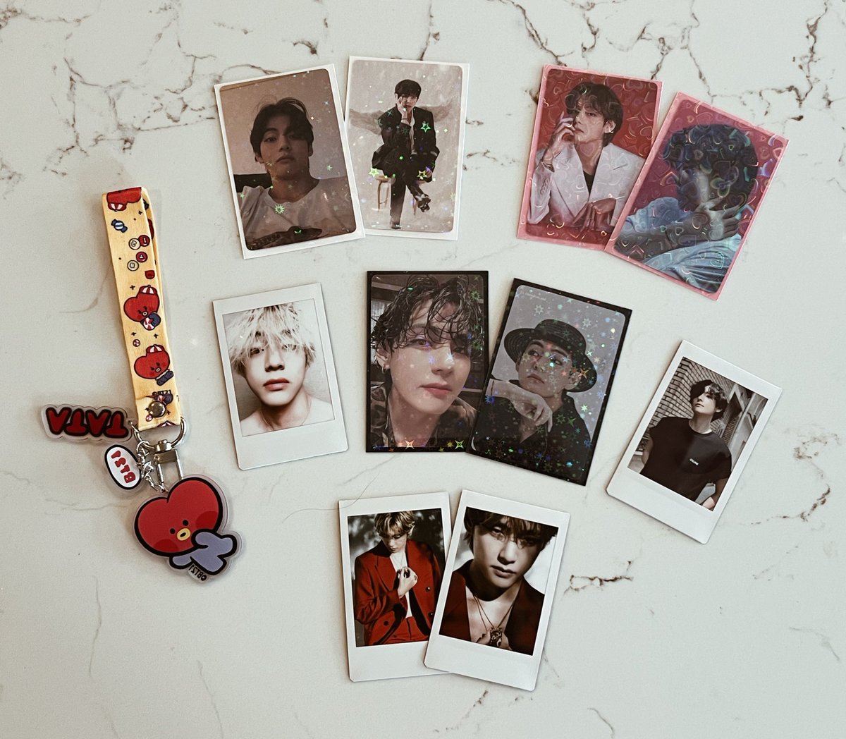 ⭑ Mini Tae 💌 Mail Giveaway ⭑ ⋆ 1 winner ⋆ rt & like ♡ ⋆ followers only — worldwide | ends 24hrs