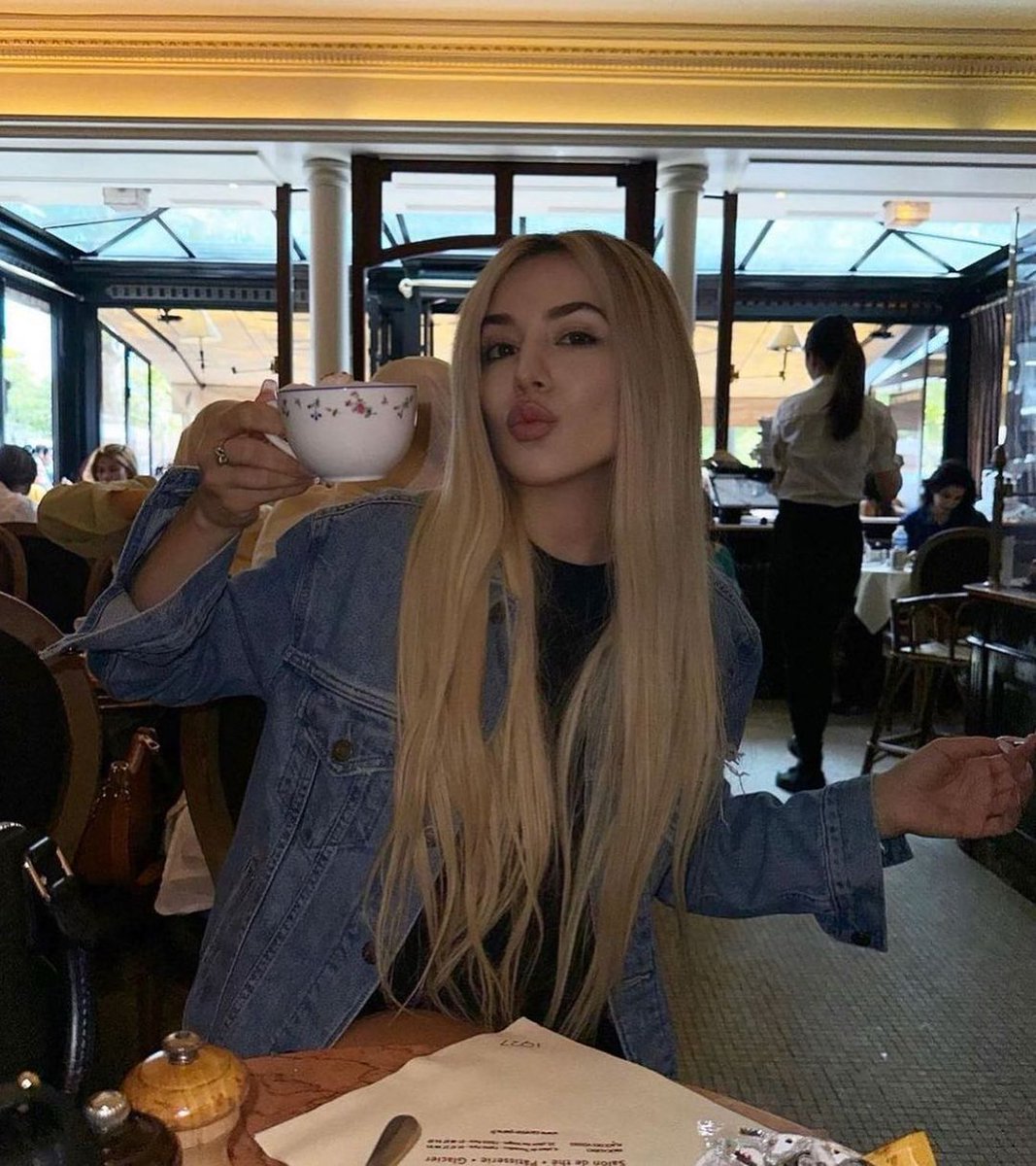 Sweet8utPsych0's tweet photo. ꒱࿐♡ ˚.*ೃ 🏷: #AvaMaxRP:

          Life recently in París. 🇨🇵 https://t.co/xmxgOanPaq
