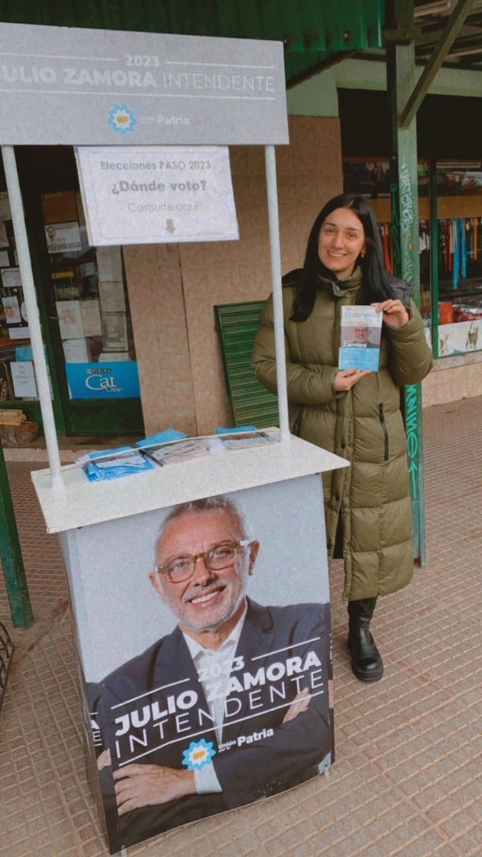 UPRicardoRojas's tweet photo. Nos encontramos en distintos puntos de Ricardo Rojas informando a los vecinos los lugares de votación.
@ZamoraJulio INTENDENTE 2023

 #DefenderALaPatria 
#MeQuedoAquí
#Zamora2023 https://t.co/iV04x5f6WY