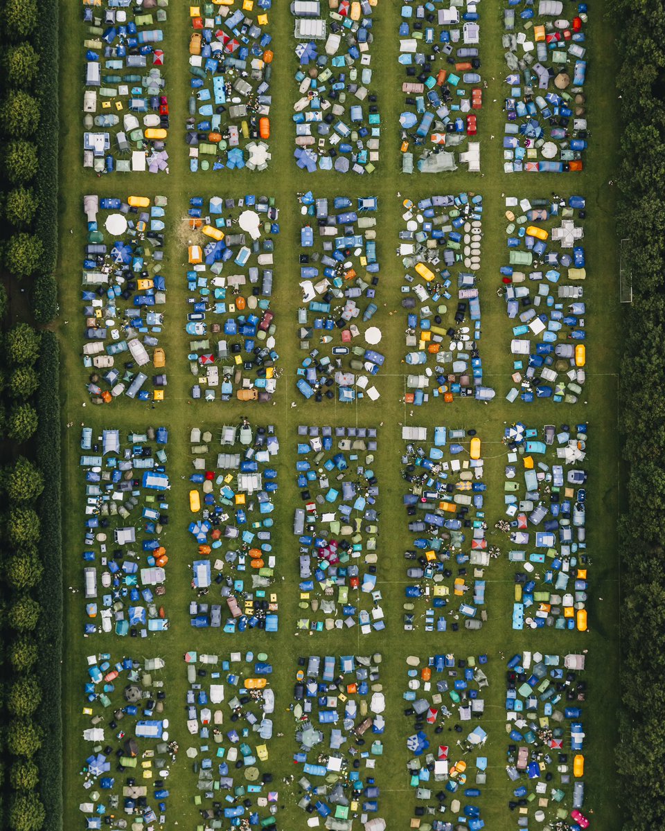 CosedisNicolas's tweet photo. The one and only Roskilde Festival @orangefeeling from my plane 🛩️📷 🎤🎸⛺️

https://t.co/0hEAK7mHxY https://t.co/yXbqkpKtLl