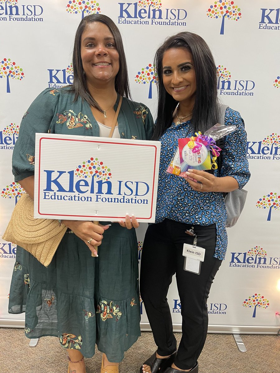 Angela Humphreys tweet media