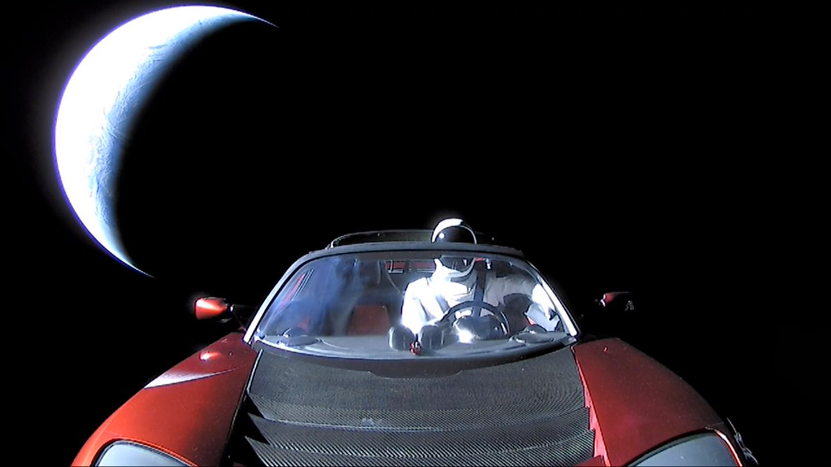 shirleystar's tweet photo. hey @elonmusk has it already landed on mars or is still waiting to recharge the battery 🤔 ?! https://t.co/PhvSKDhSha